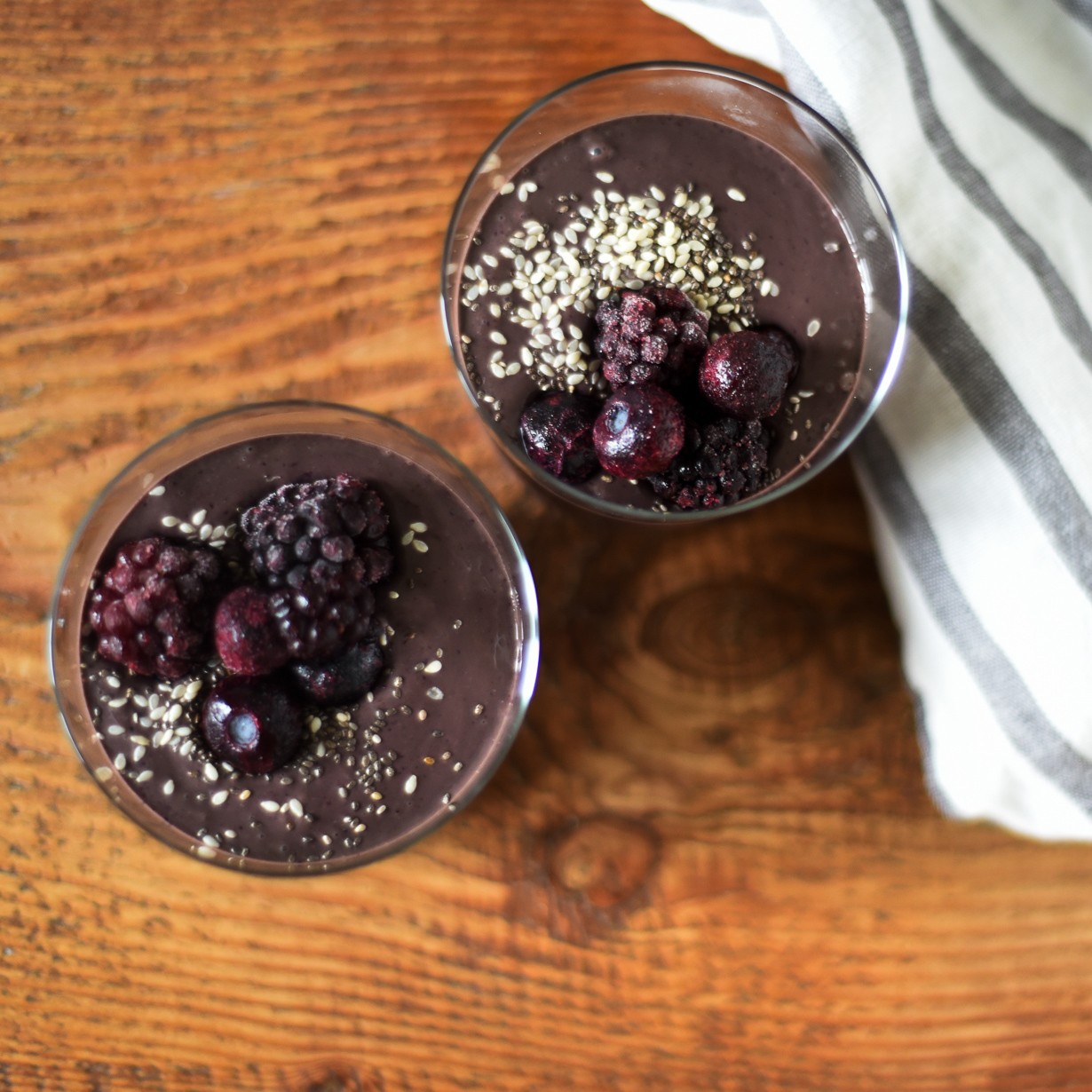 Berry-Tahini Smoothie