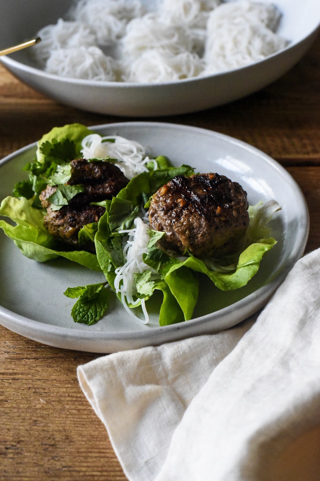 Curry-Scented Grilled Beef Lettuce Wraps