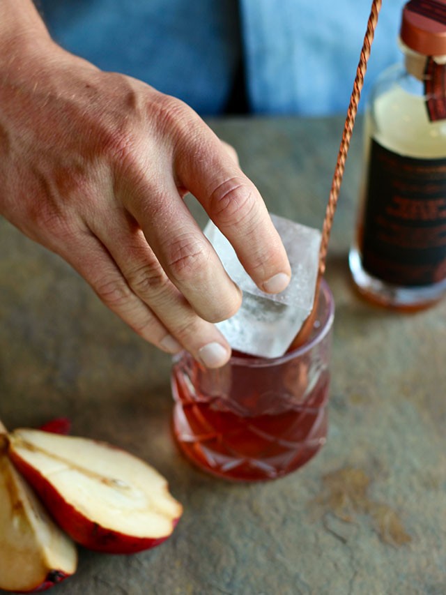 Home Bar: Fistful of Pears