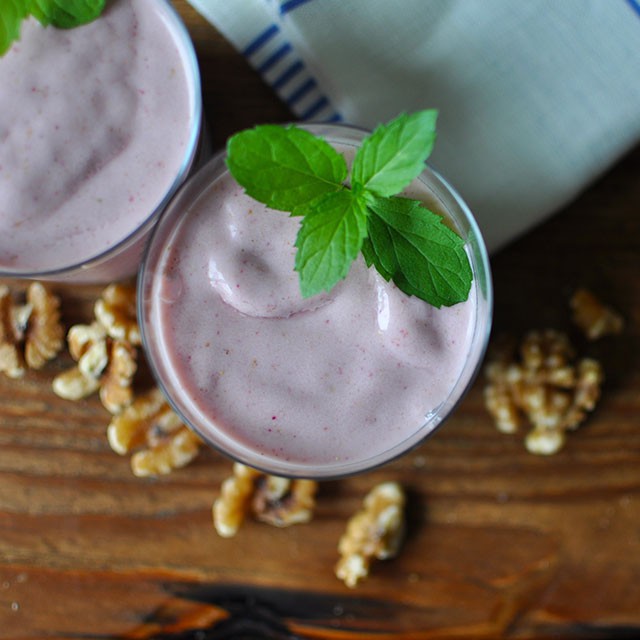 Strawberry Milk and Walnut Smoothie