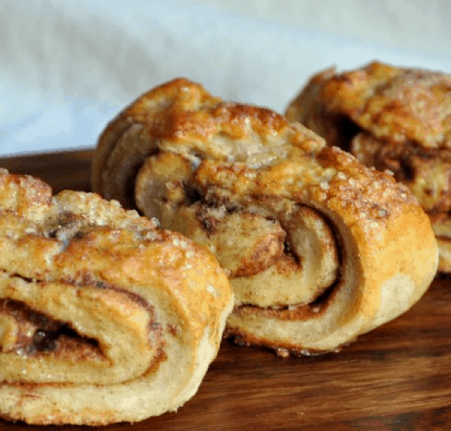 Finnish Cardamom Buns, breakfast