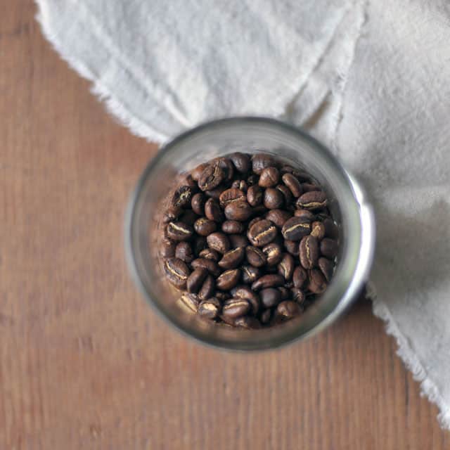 How To Make Coffee: Light Roast vs. Dark Roast