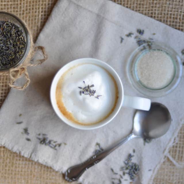 How to add lavender to coffee