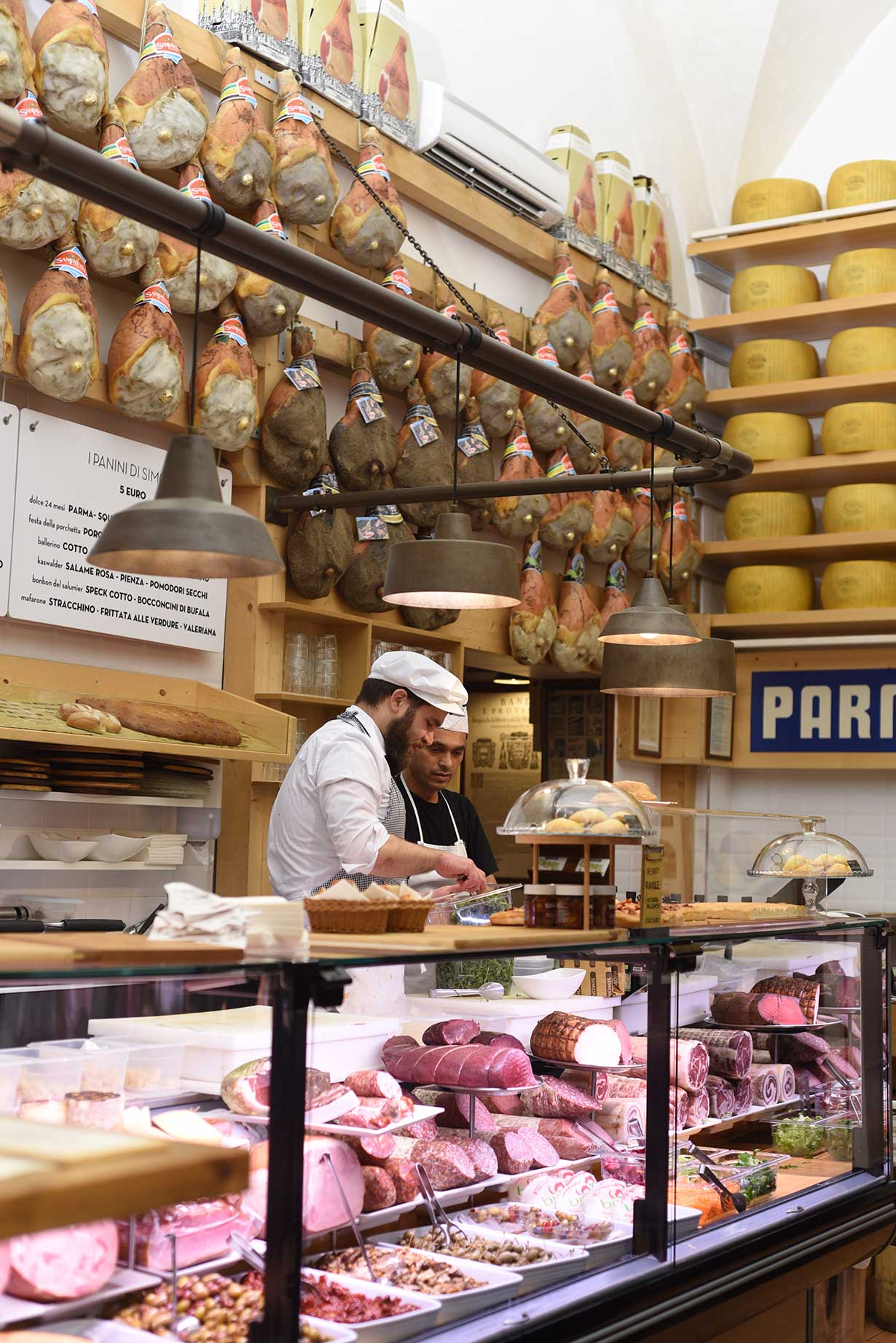 11 Things To Eat and Drink in Emilia Romagna