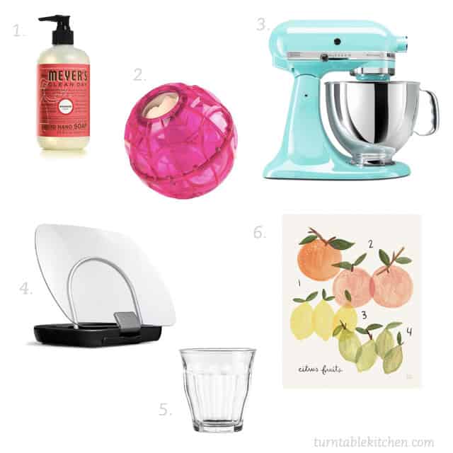 Stylish in the Kitchen: Favorite Summer Cooking Essentials