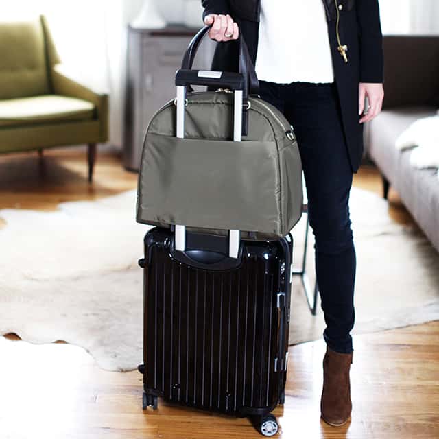 How to Be a Good House Guest + Lo & Sons Travel Bag Giveaway