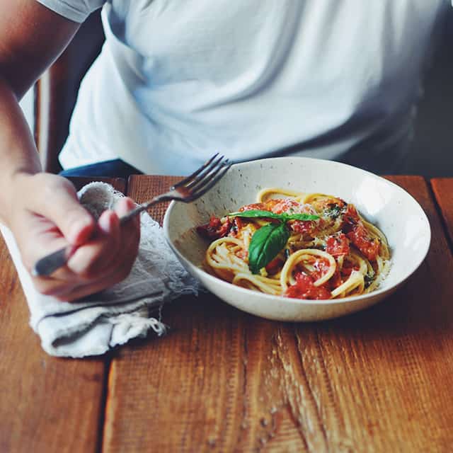 Summer Spaghetti with Fresh Tomatoes and Basil