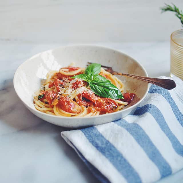 Summer Spaghetti with Fresh Tomatoes and Basil