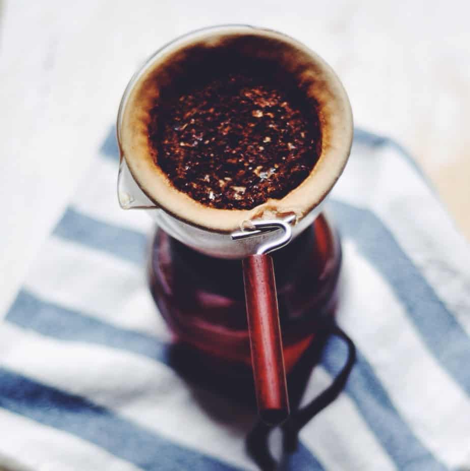 How To Make Pour Over Coffee: With a Chemex - Turntable Kitchen